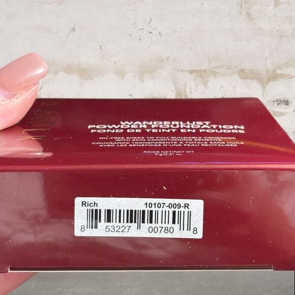 Wander Beauty Wanderlust Powder Foundation in Rich - Picture 6 of 7